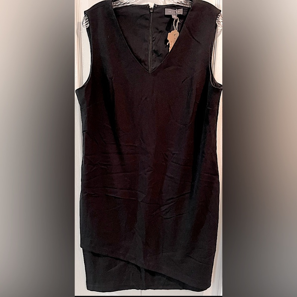 The Limited Little Black Sheath Dress Fully lined zipper closure